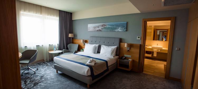 阿克套海滨假日酒店(Holiday Inn Aktau - Seaside)图片