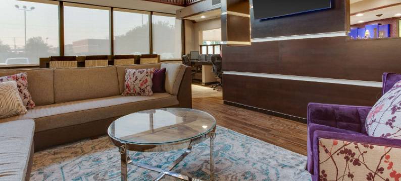 路易斯维尔德鲁里套房酒店(Drury Inn & Suites Louisville East)图片