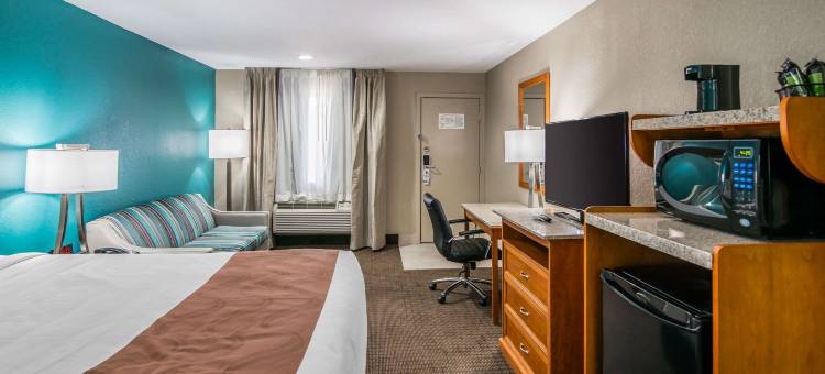 白沙国家公园附近-品质套房酒店(Quality Inn & Suites Near White Sands National Park)图片