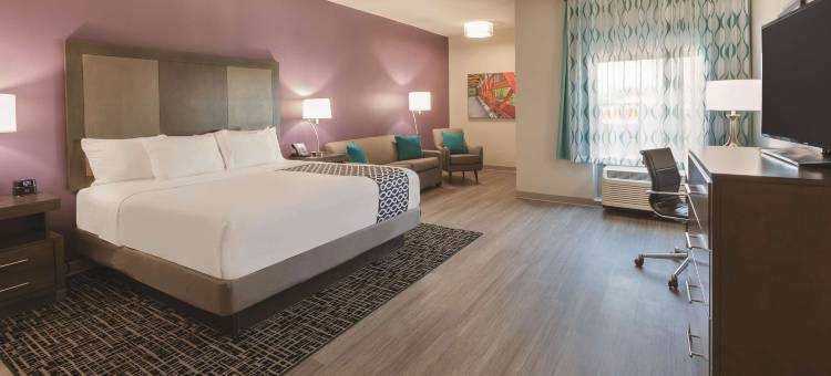 特雷霍特拉昆塔温德姆套房酒店(La Quinta Inn & Suites by Wyndham Terre Haute)图片