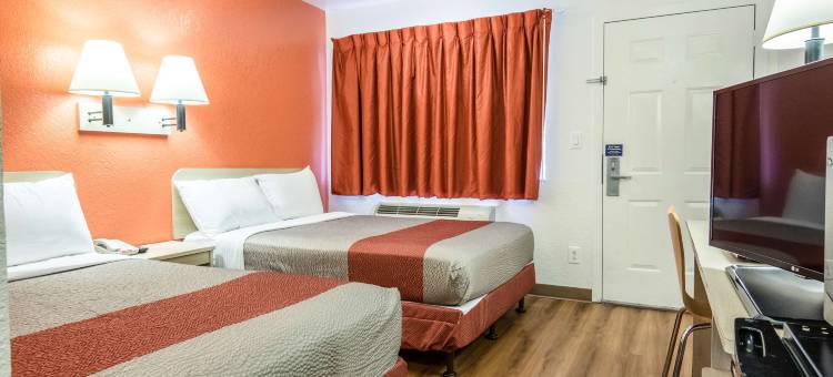 德克萨斯朗维尤 6 号汽车旅馆(Motel 6 Longview, TX)图片