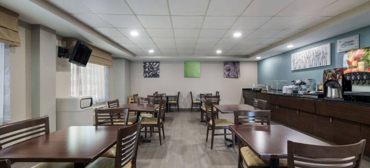 切萨皮克朴茨茅斯舒眠套房酒店(Sleep Inn & Suites Chesapeake - Portsmouth)图片