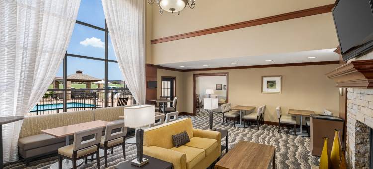 Staybridge Suites 俄克拉何马城的鹌鹑泉(Staybridge Suites Oklahoma City-Quail Springs)图片