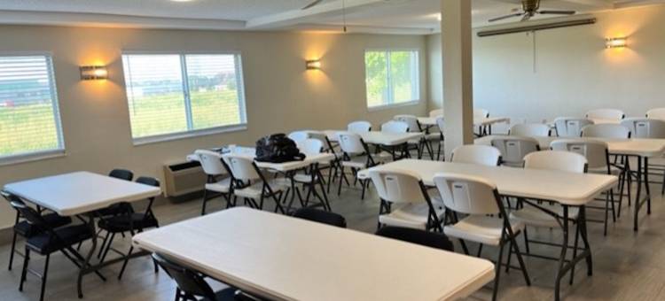 劳伦斯堡红屋顶酒店(Red Roof Inn Lawrenceburg)图片