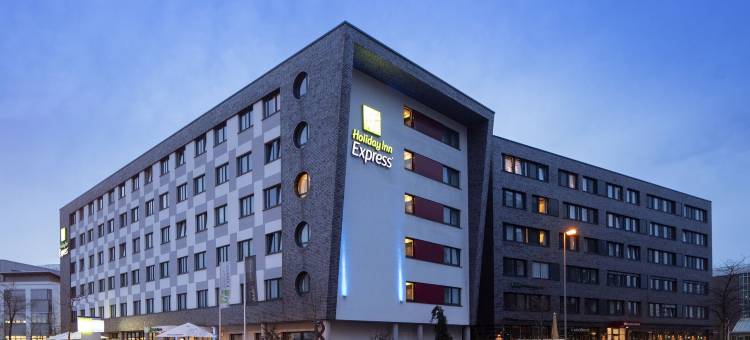 Holiday Inn Express 不来梅机场智选假日酒店(Holiday Inn Express Bremen Airport)图片