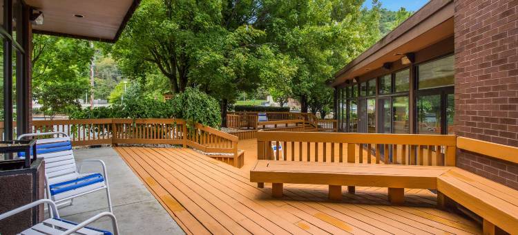 布拉多贝斯特韦斯特酒店(Best Western Braddock Inn)图片