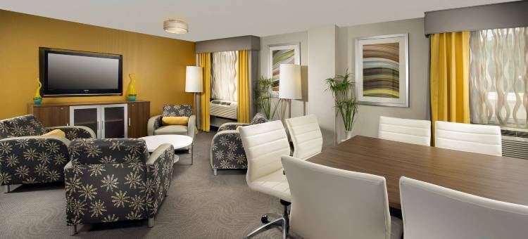查塔努加市中心希尔顿逸林酒店及度假村(DoubleTree by Hilton Chattanooga Downtown)图片
