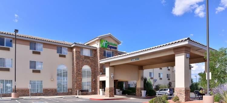 智选假日套房酒店法明顿(布卢姆菲尔德)(Holiday Inn Express & Suites FARMINGTON (BLOOMFIELD) by IHG)图片