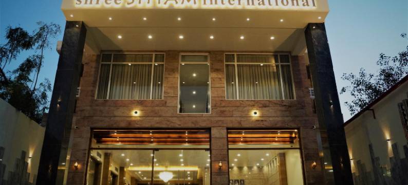斯里希亚姆国际酒店(Hotel Shree Shyam International)图片