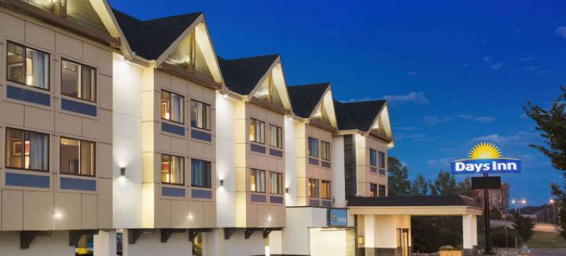 卡尔加里西北戴斯酒店(Days Inn by Wyndham Calgary Northwest)图片