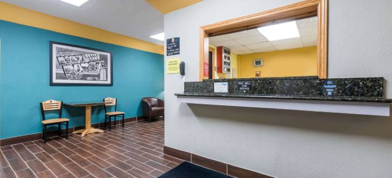 魔鬼湖温德姆速8酒店(Super 8 by Wyndham Devils Lake)图片