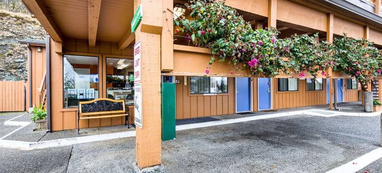 戈尔德比奇6号汽车旅馆(Motel 6 Gold Beach, or)图片