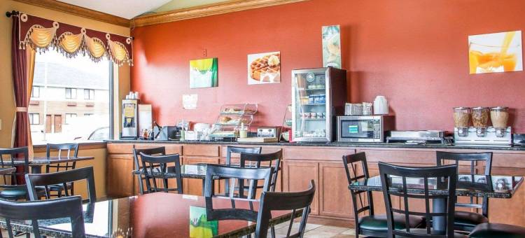 I-74 莫顿凯艺酒店(Quality Inn Morton at I-74)图片