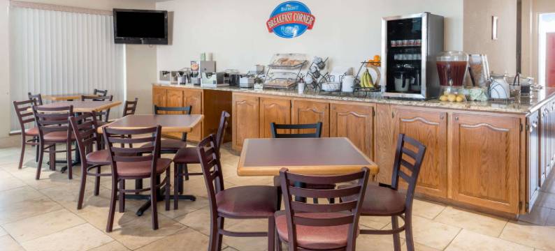 欧塞奇海滩呗盟套房酒店(Baymont by Wyndham Osage Beach)图片