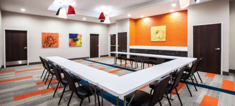 奥瓦索拉昆塔温德姆套房酒店(La Quinta Inn & Suites by Wyndham Owasso)图片