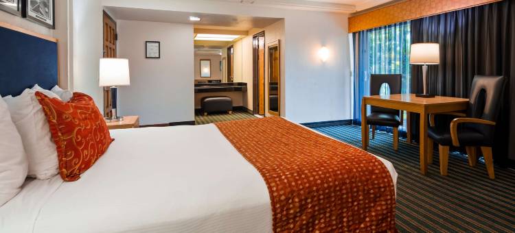 松树贝斯特韦斯特酒店(Best Western Pine Tree Motel)图片