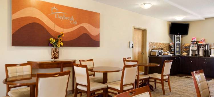 邦尼维尔戴斯酒店(Days Inn by Wyndham Bonnyville)图片