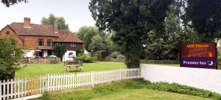 雷德希尔赖盖特普瑞米尔酒店(Redhill Reigate)图片