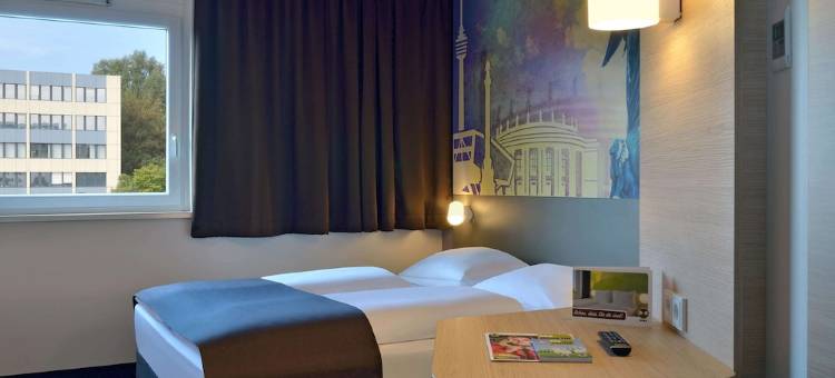 斯图加特-瓦和因根民宿酒店(B&B HOTEL Stuttgart-Vaihingen)图片