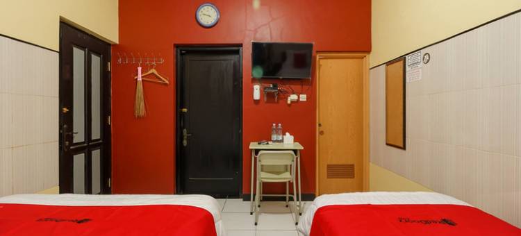 RedDoorz Syariah Near Ciledug Station图片