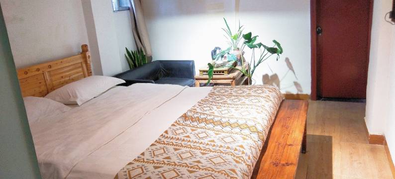 房东阿菲客栈(西街分店)图片