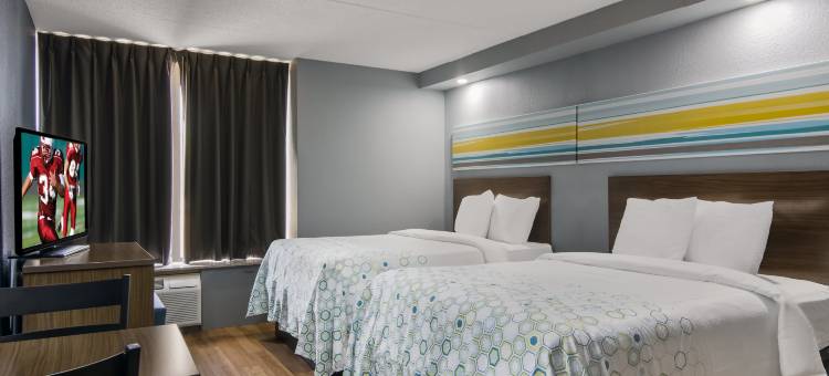 芝加哥红屋顶开放式公寓 - 北奥罗拉/内珀维尔(HomeTowne Studios Conference Chicago - N Aurora/ Naperville)图片