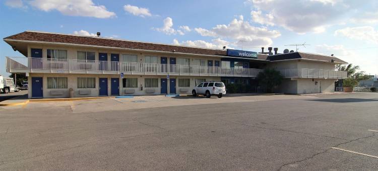 德克萨斯奥德萨6号汽车旅馆(Motel 6 Odessa, TX)图片