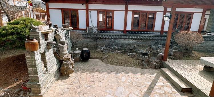 防川朝鲜族民宿(圈防线分店)图片