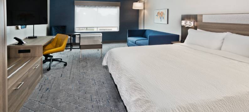 哥伦布机场东智选假日套房酒店 - IHG 旗下酒店(Holiday Inn Express COLUMBUS - FORT BENNING AREA by IHG)图片