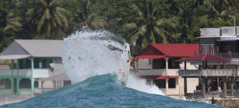 奥塞达尼亚斯冲浪之家酒店(Oseda Nias Surf House)图片