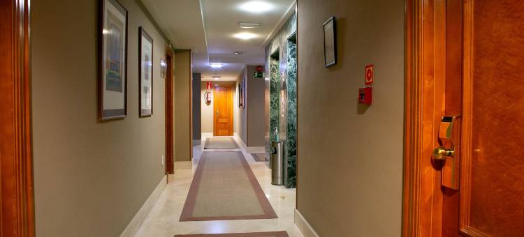 德城奥维耶多酒店(Hotel Sercotel Ciudad de Oviedo)图片