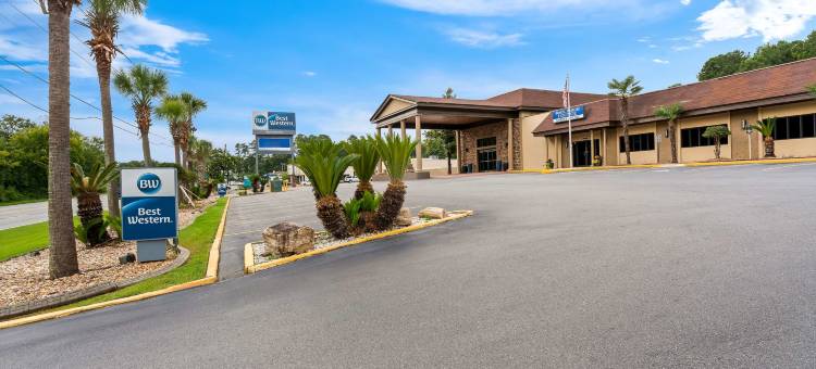 河岸贝斯特韦斯特酒店(Best Western Riverside Inn)图片