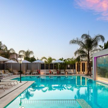 蓝宝石套房(Sapphire Blue Suites)图片