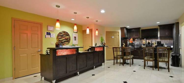 查尔斯湖I-210出口11美洲最佳价值套房酒店(Americas Best Value Inn Lake Charles Interstate 210)图片