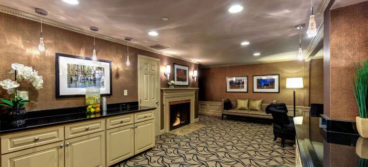 普茨茅斯港口套房酒店-阿桑德连锁酒店成员(Port Inn and Suites Portsmouth, Ascend Hotel Collection)图片