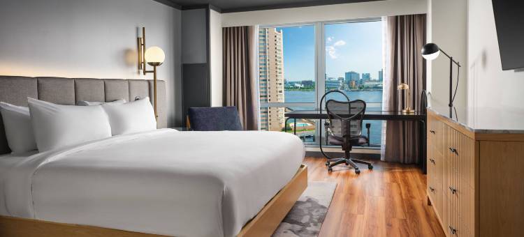 朴茨茅斯诺福克海滨万丽酒店(Renaissance Portsmouth-Norfolk Waterfront Hotel)图片