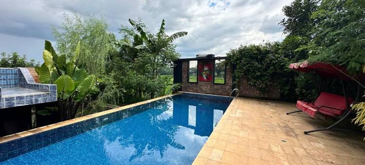 位于瓦讷赫朗的2卧室别墅-3000平方米|带4个独立浴室(Lil ubud cileungsi with jacuzzi)图片