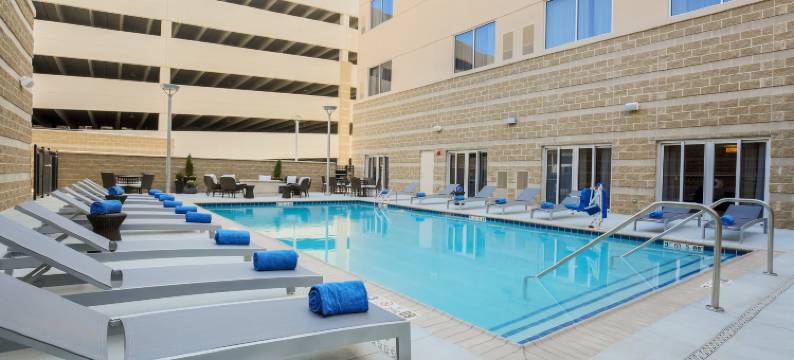 埃文斯维尔希尔顿逸林酒店(DoubleTree by Hilton Evansville)图片