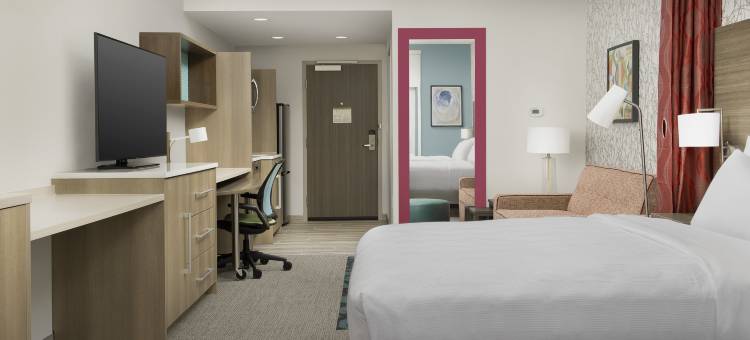 佛罗里达坦帕西岸机场希尔顿惠庭套房酒店(Home2 Suites by Hilton Tampa Westshore Airport)图片