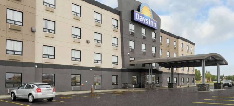 里贾纳机场西戴斯酒店(Days Inn by Wyndham Regina Airport West)图片