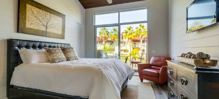 Luxury Coronado Home 500ft to Beach, Ferry, & Restaurants + Rooftop图片