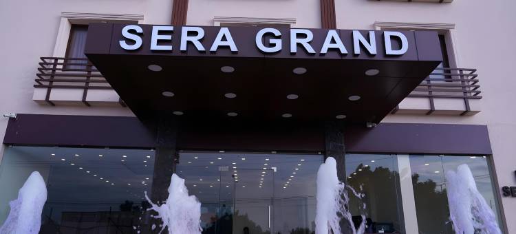 维尔巴蒂姆住宿赛拉大酒店(Hotel Sera Grand by Verbatim Hospitality)图片
