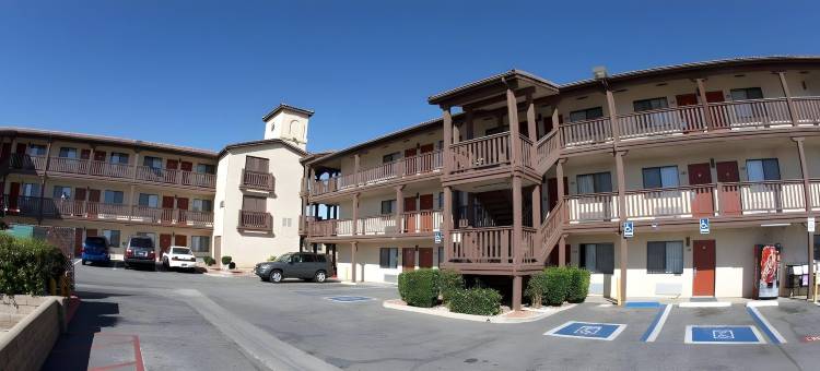 棕榈套房旅店(Palms Inn & Suites)图片