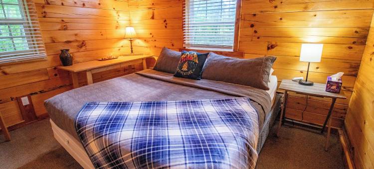 寇兹海文小木屋(Kozy Haven Log Cabin Rentals)图片