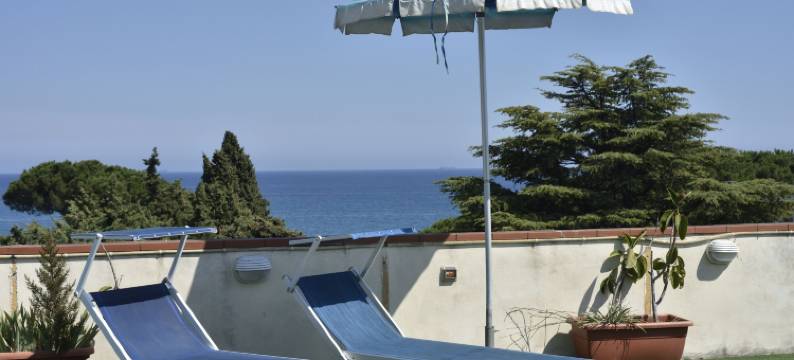 狄亚诺马里纳Mhotelsgroup酒店(Hotel Diano Marina Mhotelsgroup)图片