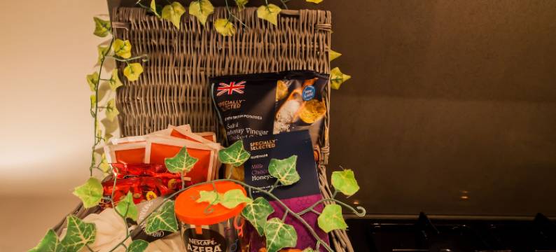 苏比顿豪华花园房19号(Surbiton Luxury Garden House 19A)图片