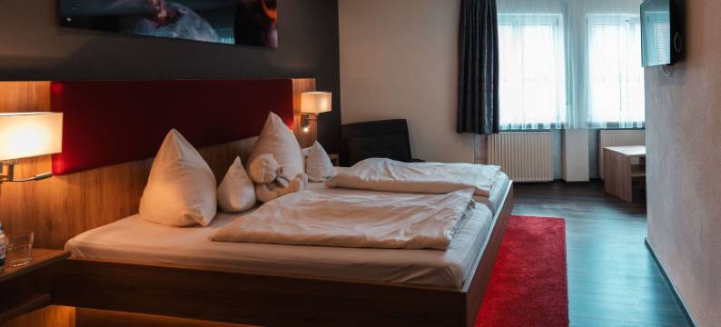 施瓦泽尔阿德勒兰德酒店(Landhotel Und Weingasthof Schwarzer Adler)图片