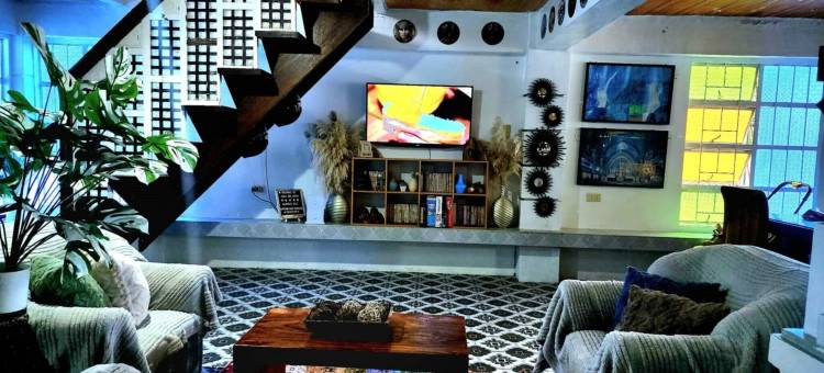 三卧室房屋 - 可住20人 - 可携带宠物 - 游泳池 - 花园(3 Bed House - Sleeps 20 - Pets - Pool - Garden)图片