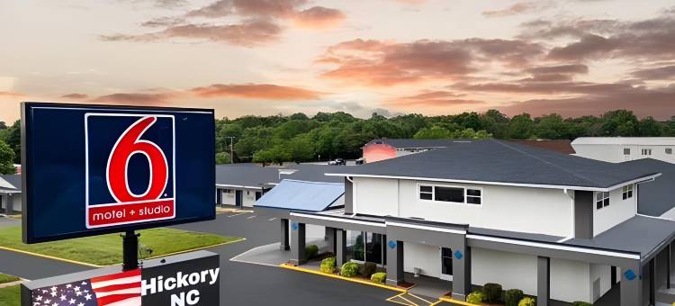 6号汽车旅馆锡克里，北卡罗来纳州(Motel 6 Hickory, NC)图片