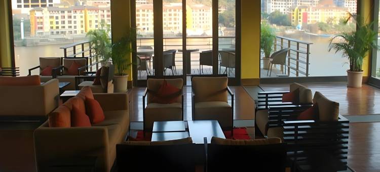 拉瓦萨肖海滨酒店(The Waterfront Shaw Lavasa)图片